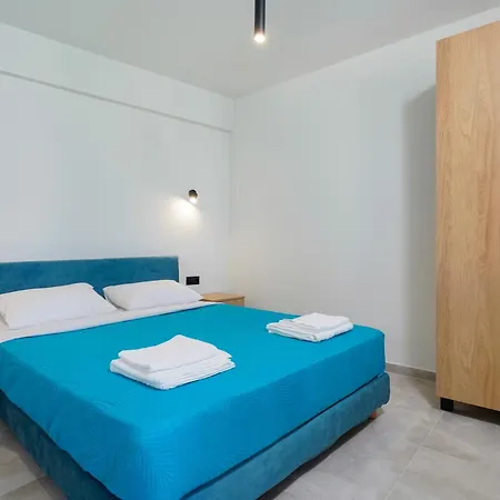 Apart-hotel Sunset 4*