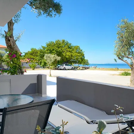 Ξενοδοχείο με διαμερίσματα Sunset 4*