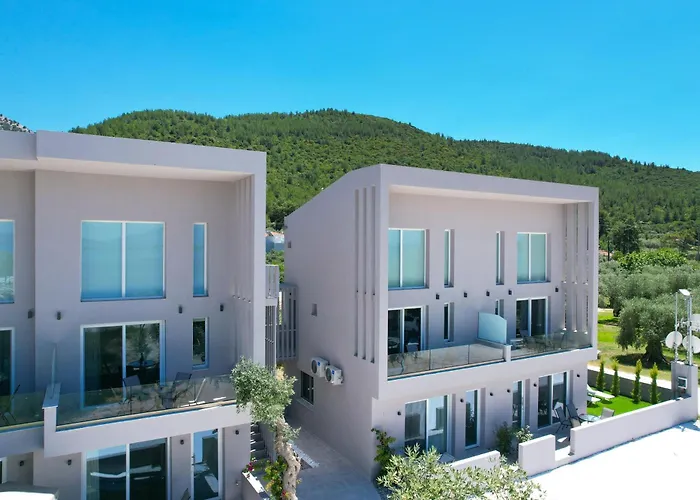 Sunset Aparthotel 4*